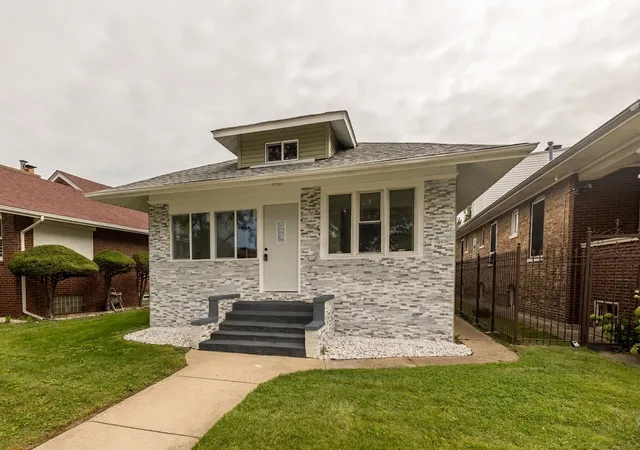 Photo 1 of Single family home for sale at 7617 S Crandon Ave, Chicago, IL 60649 | MLS# 12794050 | Listing updated on 2026-10-28