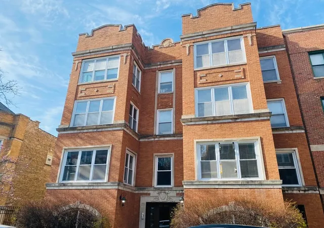 Photo 2 of Condo for sale at 838 E 52nd Street #2W, Chicago, IL 60615 | MLS# 12794059 | Listing updated on 2026-10-28