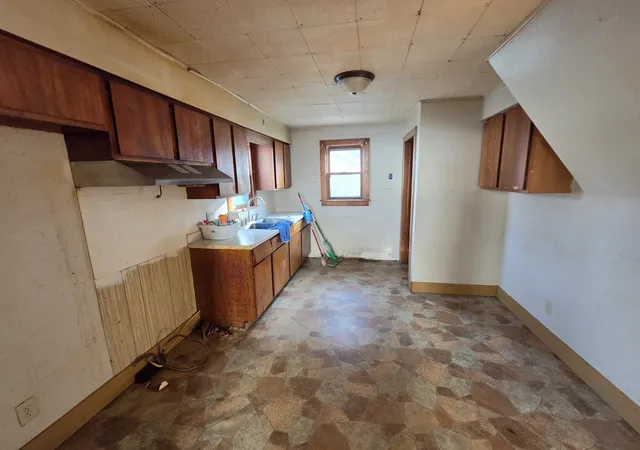 Photo 2 of Single family home for sale at 603 E 5th Street, Rock Falls, IL 61071 | MLS# 12794075 | Listing updated on 2026-10-27