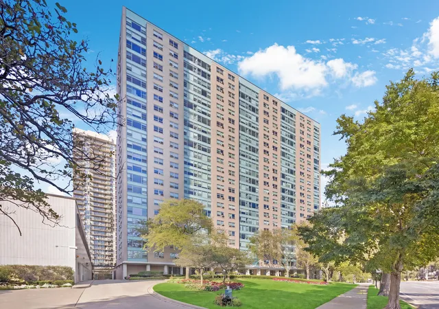 Condo for sale at 3180 N Lake Shore Dr #6E, Chicago, IL 60657 | MLS# 12794082