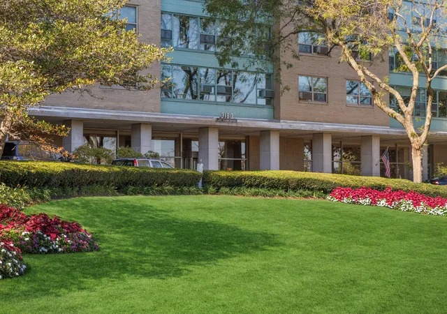 Photo 1 of Condo for sale at 3180 N Lake Shore Dr #6E, Chicago, IL 60657 | MLS# 12794082 | Listing updated on 2026-10-27