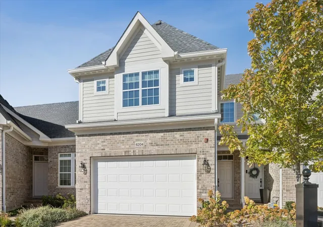 Photo 1 of Townhouse for sale at 6204 Flagg Crk Ln, Western Springs, IL 60558 | MLS# 12794118 | Listing updated on 2026-10-28