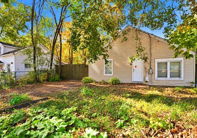 Photo 1 of Single family home for sale at 1536 Exposition Ave, Aurora, IL 60506 | MLS# 12794125 | Listing updated on 2026-10-30