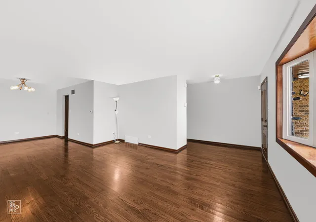 Photo 2 of Single family home for sale at 10017 Menard Ave, Oak Lawn, IL 60453 | MLS# 12794152 | Listing updated on 2026-10-30