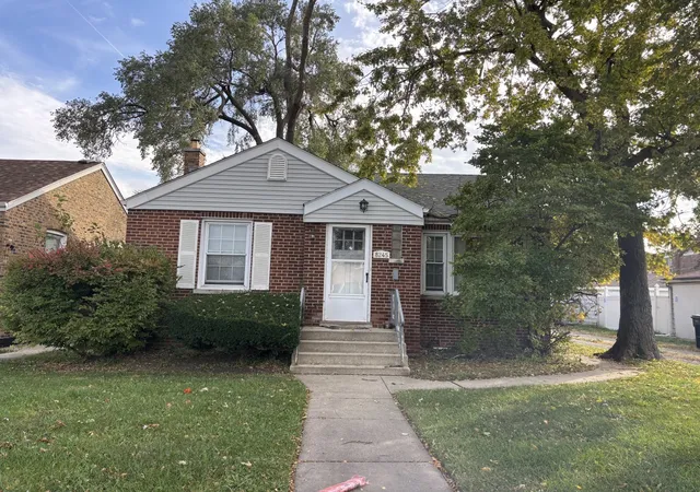 Single family home for sale at 8245 S California Ave, Chicago, IL 60652 | MLS# 12794160
