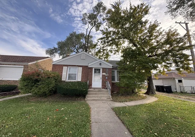 Photo 1 of Single family home for sale at 8245 S California Ave, Chicago, IL 60652 | MLS# 12794160 | Listing updated on 2026-10-30