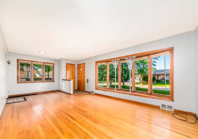 Photo 2 of Single family home for sale at 8144 W Courtland Ave, Norridge, IL 60706 | MLS# 12794163 | Listing updated on 2026-10-28