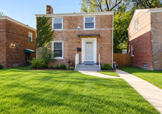 Single family home for sale at 9132 S La Salle St, Chicago, IL 60620 | MLS# 12794197