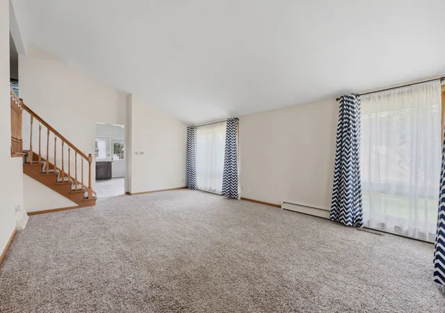 Photo 3 of Single family home for sale at 4224 34th Avenue Pl, Moline, IL 61265 | MLS# 12794263 | Listing updated on 2026-10-26