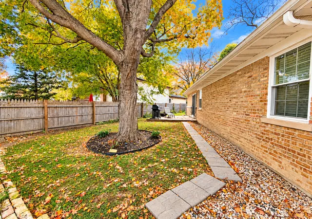 Photo 3 of Single family home for sale at 8433 Keystone Ave, Skokie, IL 60076 | MLS# 12794266 | Listing updated on 2026-10-28
