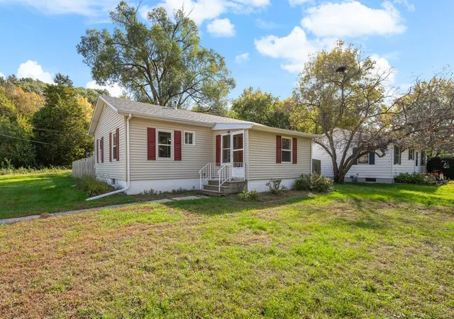 Photo 1 of Single family home for sale at 216 3rd Avenue, Hampton, IL 61256 | MLS# 12794273 | Listing updated on 2026-10-28
