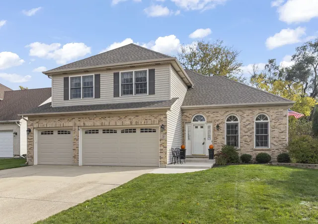 Photo 1 of Single family home for sale at 18 Yukon Ct, Bolingbrook, IL 60490 | MLS# 12794277 | Listing updated on 2026-10-28