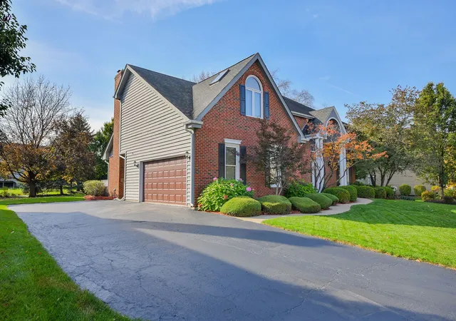 Photo 1 of Single family home for sale at 1824 Morgan Cir, Naperville, IL 60565 | MLS# 12794311 | Listing updated on 2026-10-29