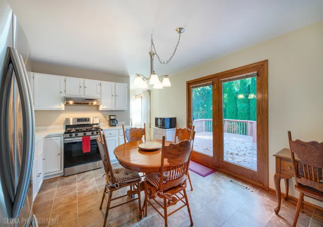 Photo 3 of Single family home for sale at 4819 W Glenbrook Trl, Mc Henry, IL 60050 | MLS# 12794317 | Listing updated on 2026-10-28