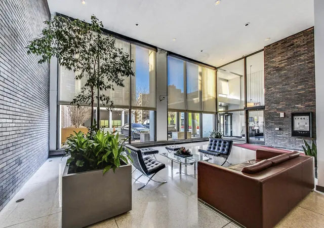 Photo 4 of Condo for sale at 5455 N Sheridan Rd #2611, Chicago, IL 60640 | MLS# 12794351 | Listing updated on 2026-10-30