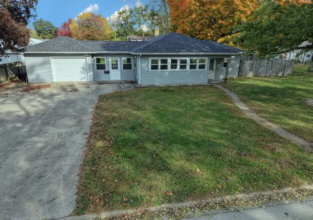 Photo 1 of Single family home for sale at 608 E Grant St, Watseka, IL 60970 | MLS# 12794355 | Listing updated on 2026-10-28