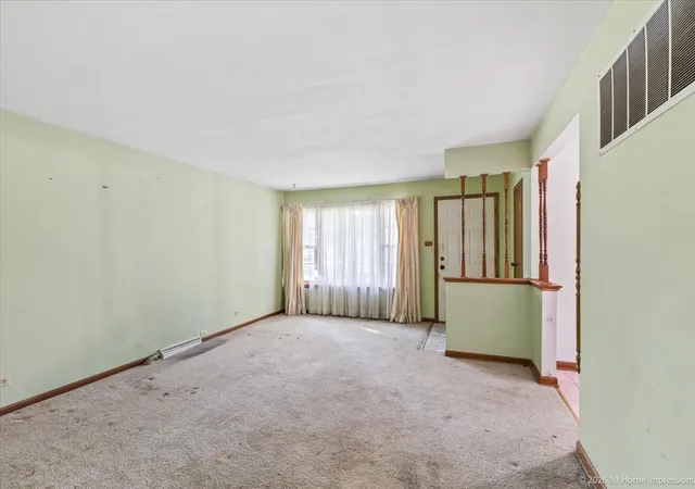 Photo 3 of Single family home for sale at 3828 153rd Street, Midlothian, IL 60445 | MLS# 12794357 | Listing updated on 2026-10-27