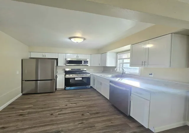 Photo 3 of Single family home for sale at 313 Renrose Ave, Loves Park, IL 61111 | MLS# 12794369 | Listing updated on 2026-10-27