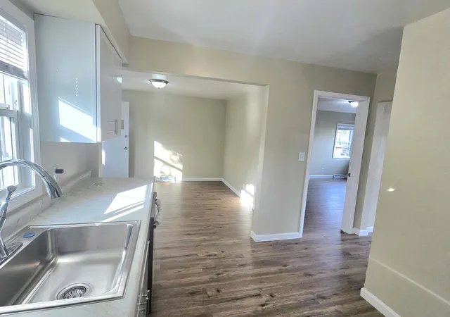 Photo 4 of Single family home for sale at 313 Renrose Ave, Loves Park, IL 61111 | MLS# 12794369 | Listing updated on 2026-10-27