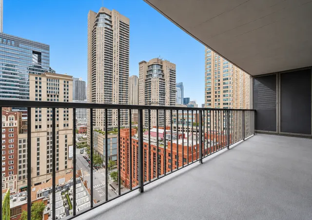 Photo 3 of Condo for sale at 10 E Ontario St #1704, Chicago, IL 60611 | MLS# 12794379 | Listing updated on 2026-10-27