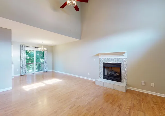 Photo 3 of House for sale at 901 B Harvest Trl #B, Yorkville, IL 60560 | MLS# 12794414 | Listing updated on 2026-10-28