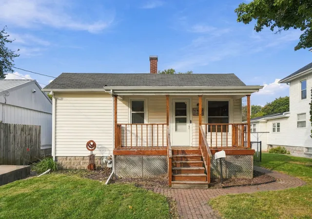 Single family home for sale at 127 N Williams St, Geneseo, IL 61254 | MLS# 12794426