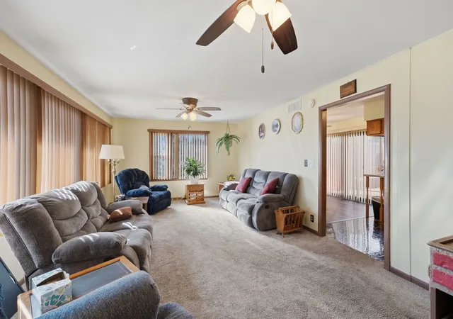 Photo 3 of Single family home for sale at 4411 46 Avenue, Rock Island, IL 61201 | MLS# 12794427 | Listing updated on 2026-10-27