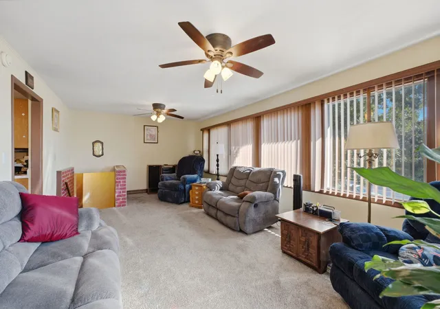 Photo 3 of Single family home for sale at 4411 46 Avenue, Rock Island, IL 61201 | MLS# 12794427 | Listing updated on 2026-10-27