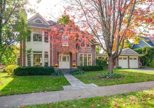 Photo 1 of Single family home for sale at 235 E Sheridan Pl, Lake Bluff, IL 60044 | MLS# 12794438 | Listing updated on 2026-10-30