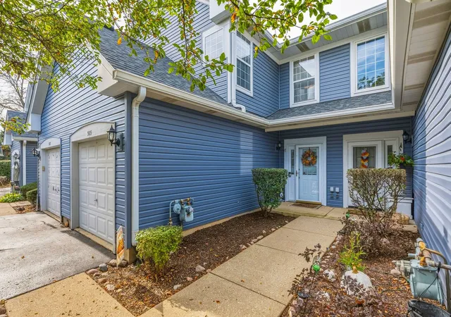Photo 1 of Townhouse for sale at 505 Oxford Ct, Oswego, IL 60543 | MLS# 12794462 | Listing updated on 2026-10-29