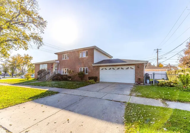 Photo 1 of Single family home for sale at 8000 N Oketo Ave, Niles, IL 60714 | MLS# 12794465 | Listing updated on 2026-10-29