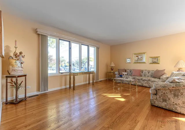 Photo 3 of Single family home for sale at 8000 N Oketo Ave, Niles, IL 60714 | MLS# 12794465 | Listing updated on 2026-10-29