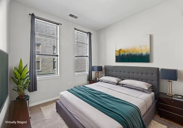 Listing Photo 5 - Condo for sale in building located at 2935 N Clybourn Ave, Chicago, IL 60618 - Unit #405