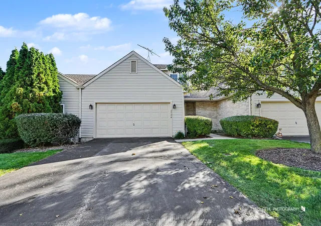 Photo 1 of Townhouse for sale at 1724 Court St, Mc Henry, IL 60051 | MLS# 12794494 | Listing updated on 2026-10-28