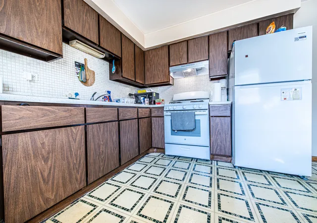 Photo 2 of Townhouse for sale at 6249 N Northwest Hwy #3N, Norwood Park, IL 60631 | MLS# 12794497 | Listing updated on 2026-10-28