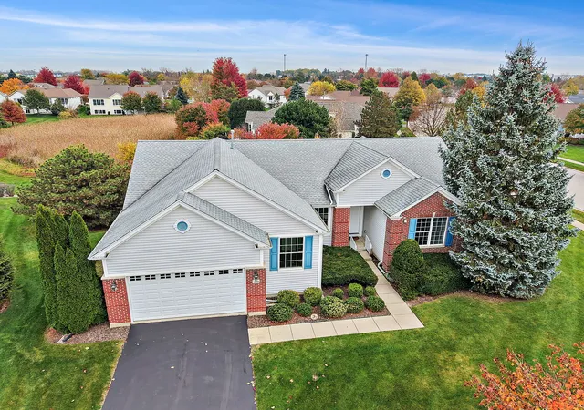 Single family home for sale at 12706 Sycamore Ct, Huntley, IL 60142 | MLS# 12794511