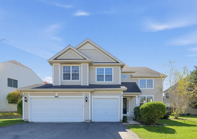 Single family home for sale at 2965 Farmington Dr, Lindenhurst, IL 60046 | MLS# 12794518