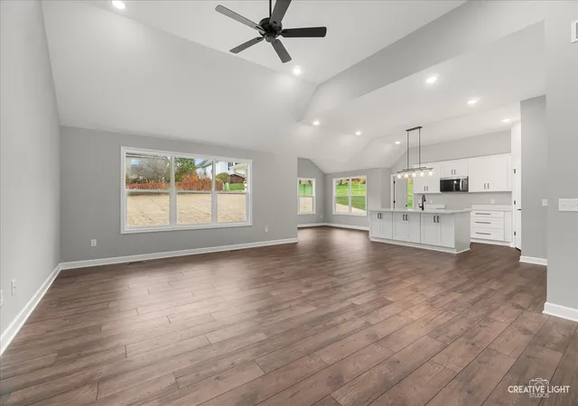 Photo 3 of Single family home for sale at 908 Bainbridge Ct, Sandwich, IL 60548 | MLS# 12794521 | Listing updated on 2026-10-29