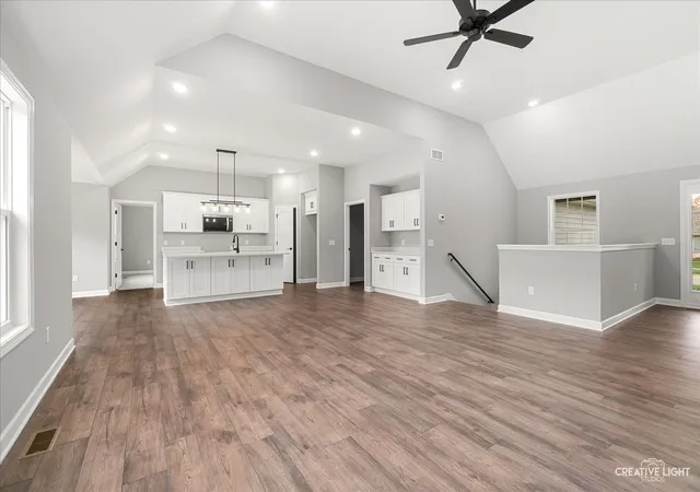 Photo 4 of Single family home for sale at 908 Bainbridge Ct, Sandwich, IL 60548 | MLS# 12794521 | Listing updated on 2026-10-29