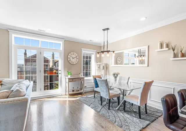 Photo 4 of Condo for sale at 2248 W Foster Ave #3, Chicago, IL 60625 | MLS# 12794546 | Listing updated on 2026-10-28