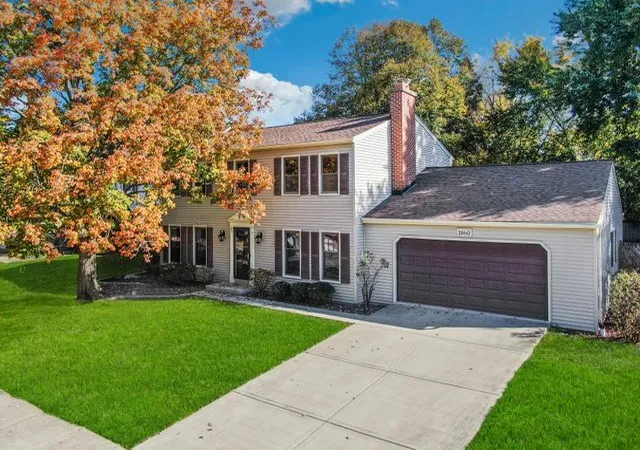 Photo 1 of Single family home for sale at 1860 Golf Dr, Naperville, IL 60565 | MLS# 12794558 | Listing updated on 2026-10-29
