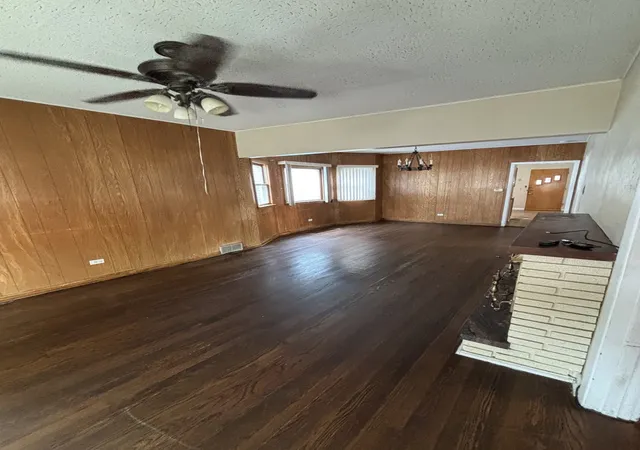 Photo 1 of Single family home for sale at 4428 N Springfield Ave, Chicago, IL 60625 | MLS# 12794567 | Listing updated on 2026-10-29