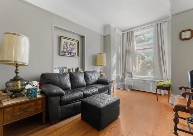 Photo 3 of Single family home for sale at 6022 S Vernon Ave, Chicago, IL 60637 | MLS# 12794568 | Listing updated on 2026-10-29