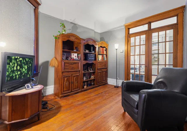 Photo 4 of Single family home for sale at 6022 S Vernon Ave, Chicago, IL 60637 | MLS# 12794568 | Listing updated on 2026-10-29
