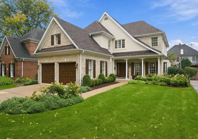 Single family home for sale at 223 Justina St, Hinsdale, IL 60521 | MLS# 12794573