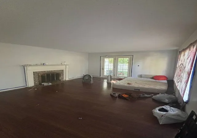 Photo 2 of Single family home for sale at 1027 Sterling Dr, Rockford, IL 61107 | MLS# 12794580 | Listing updated on 2026-10-28