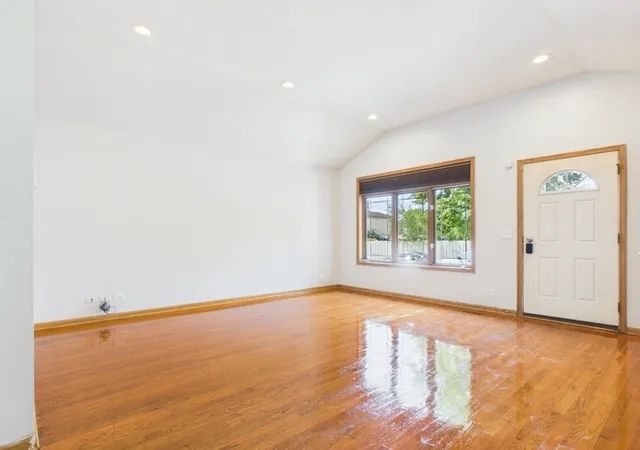 Photo 2 of Single family home for sale at 419 W Root St, Chicago, IL 60609 | MLS# 12794581 | Listing updated on 2026-10-28