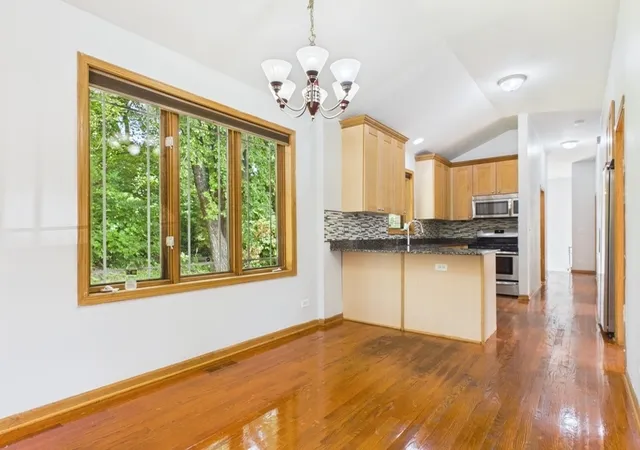 Photo 4 of Single family home for sale at 419 W Root St, Chicago, IL 60609 | MLS# 12794581 | Listing updated on 2026-10-28