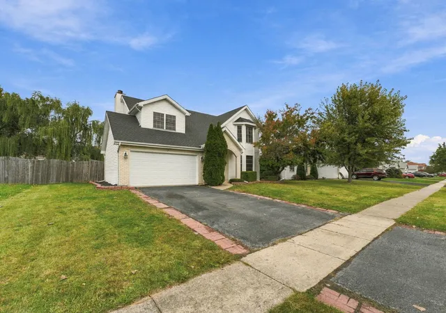 Single family home for sale at 5146 W Park Ln, Monee, IL 60449 | MLS# 12794588