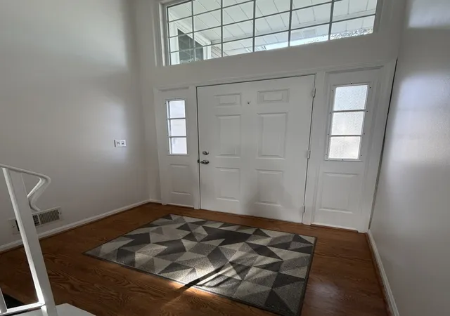 Photo 3 of Townhouse for sale at 2319 Arquilla Dr, Downers Grove, IL 60515 | MLS# 12794594 | Listing updated on 2026-10-27